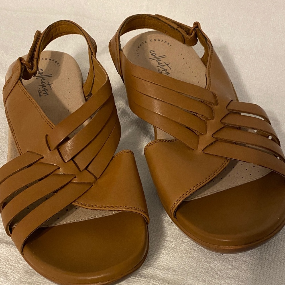 Clarks Tan Leather Strappy Comfort Sandals